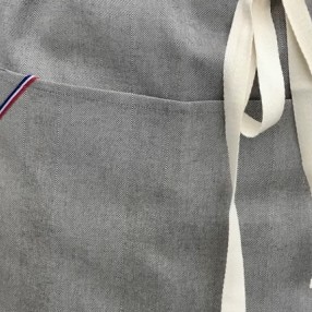grand chevron gris AVEC SANGLE BEIGE + LISERÉ BLEU BLANC ROUGE  fabriqué et tissé en France pur coton