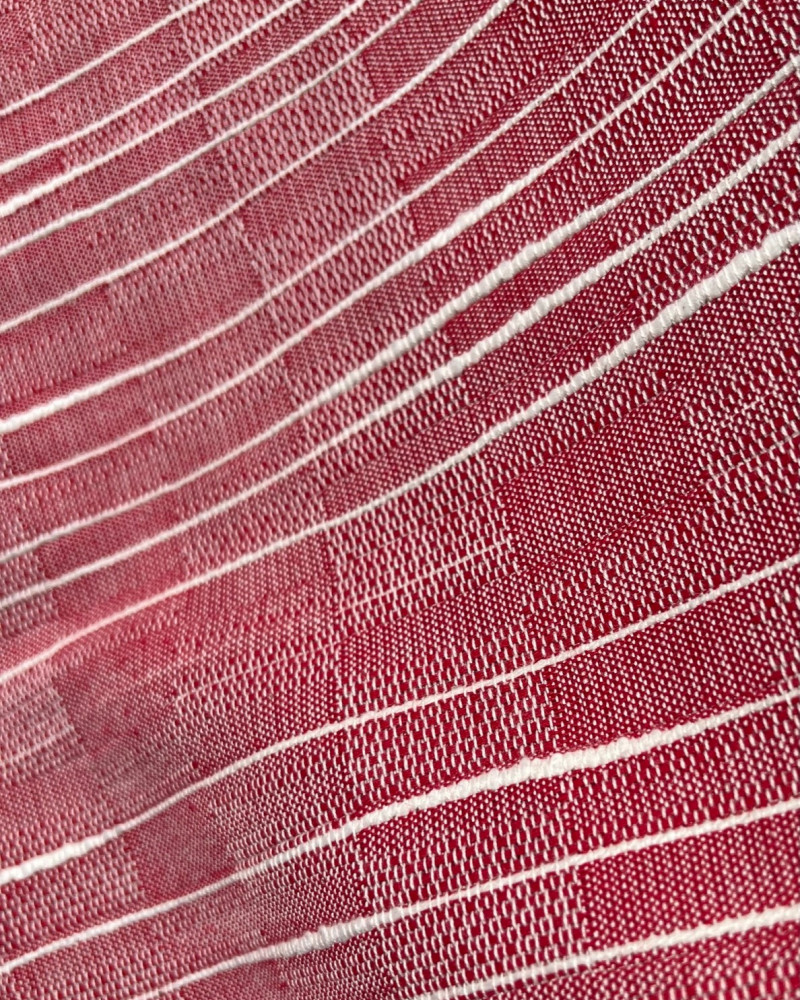 nappe Dauphinoise 100% coton - Made in France, coloris Fraise. nappe Dauphinoise 100% coton - Made in France, coloris Fraise.
