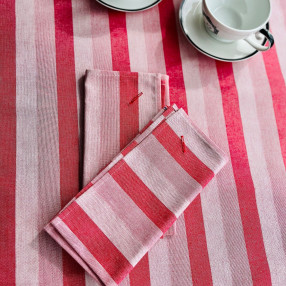 serviette Blanquette fraise ici sur nappe Blanquette fraise - made in France