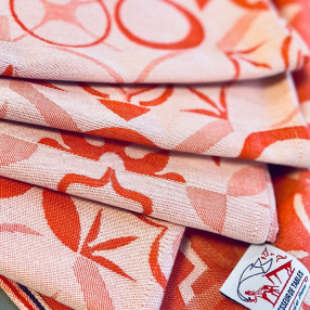 torchon motif Carreau Ciment coloris mandarine - jacquard tissé et confectionné en France - 100 % coton