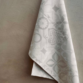 Torchon motif Carreau Ciment coloris beige et blanc- jacquard tissé et confectionné en France - 100 % coton