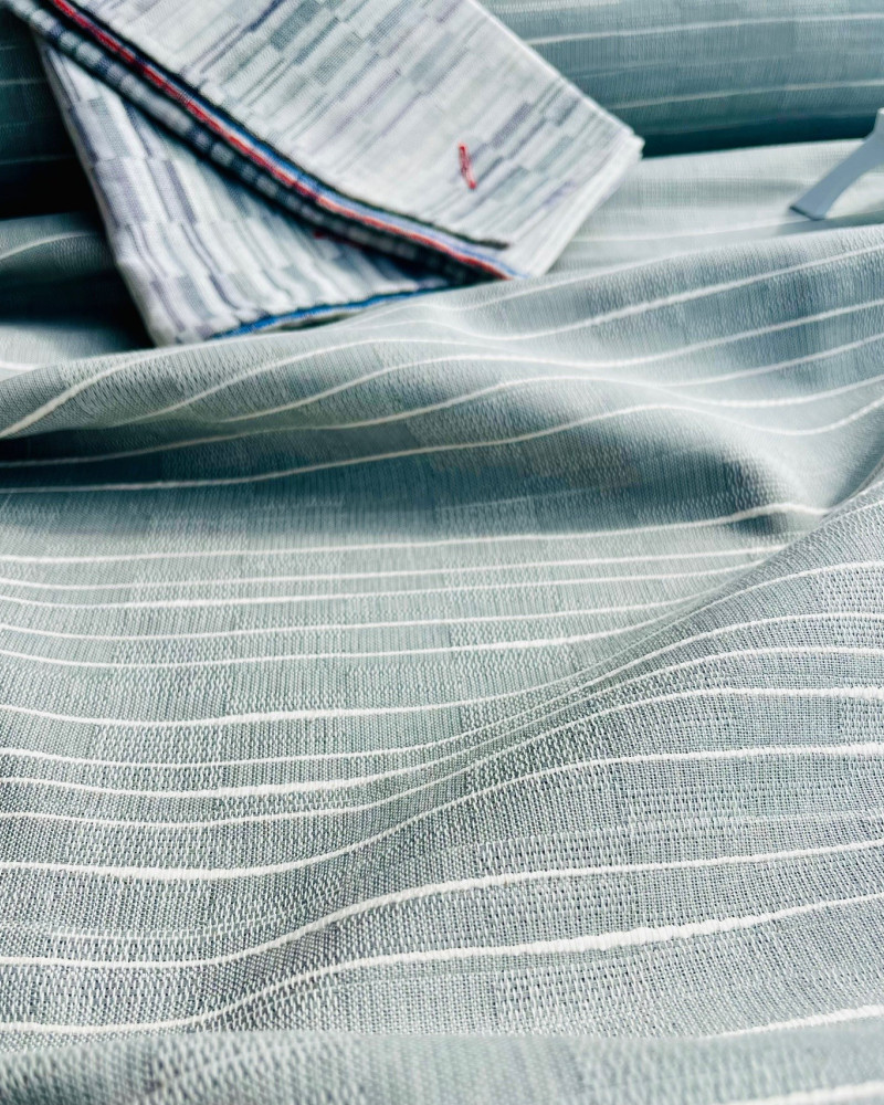nappe Dauphinoise 100% coton -coloris gris perle - Made in France, ici avec serviette Brouillade gris